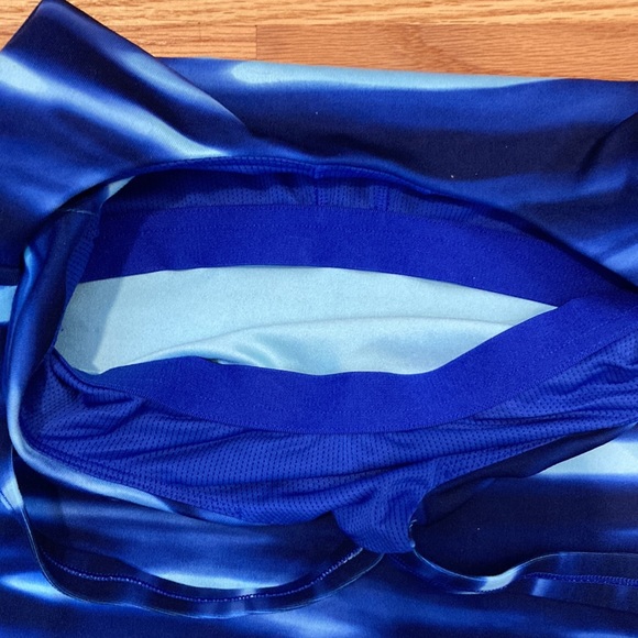 Athleta XL Optimism tank - Picture 4 of 7